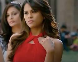 Image of Sana Saeed as Tanya Israni in Student Of The Year