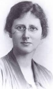 Miss Evelyn Mainwaring Knocker. 2nd Lady Superintendent, 1926 - 1949. Miss Evelyn Mainwaring Knocker. Born 19.10.1890, Putney, London. - bbyoungmissknocker