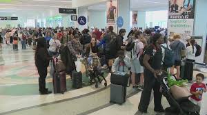 Partial government shutdown, spring break travel leads to hours-long TSA lines at Hobby Airport