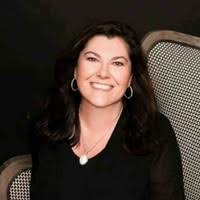 Forsythe Jewelers Employee Andrea Bragg's profile photo