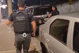 Grupo é suspeito de usar contratos com prefeituras para lavar dinheiro do PCC em SP; ex-vereador é preso