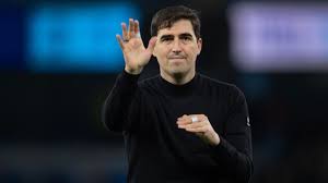 Bastidores: Liverpool prepara início de negociações com Andoni Iraola após demissão de Arne Slot