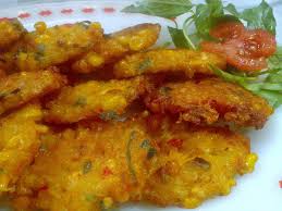 http://resepsedapku.blogspot.com/2015/01/resep-cara-membuat-bakwan-goreng.html