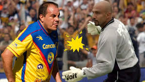 ¡Casi a los golpes! 'Conejo' Pérez revela la pelea que tuvo con Cuauhtémoc Blanco