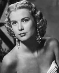 Though Betty Draper is a beautiful Grace Kelly knock-off, she&#39;s also a not-so-bright, attention-starved housewife without much to do. - GraceKelly2