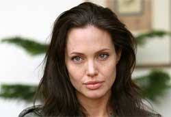 Angelina te dun, Ken te gespierd reuters. Van onze redactrice - Angelina-Jolie-250