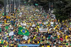 Resultado de imagem para fotos das manifestacoes contra dilma