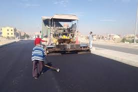 الإسكان: دفع العمل بمشروعات الطرق بمواقع سكن لكل المصريين في حدائق أكتوبر و15 مايو