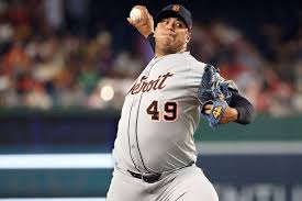 Former Tigers pitcher who returned from car crash injuries hits free agency