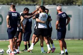 A Bola - News update