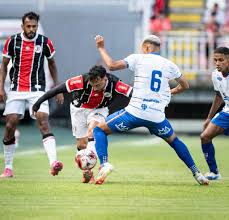 Carlos Renaux vence e afunda o JEC como único time sem vitória no Catarinense 2026