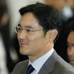 Samsung leader Jay Y. Lee given five-year jail sentence for bribery (reuters.com)