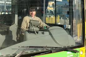 Karol Juchniewicz to kierowca autobusowy z wieloletnim doświadczeniem.