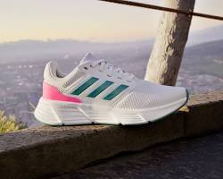 image of giày adidas galaxy 6 'white' ie1989