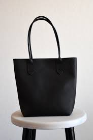 Leather Market Tote Bag in Deep Black Kodiak Leather | The Rootless Spruce