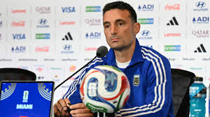 Lionel Scaloni alerta para dificuldade frente a Cabo Verde: "Não há margem para erros"