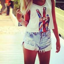 Résultat de recherche d'images pour "fashion girl"