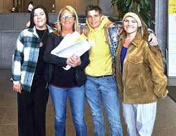 Constitutional amendment effort begins with local petition drive