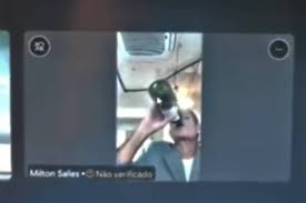 Juiz é afastado após aparecer bebendo vinho e fumando durante sessão do TJ-MG