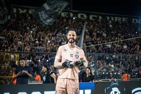 Marcelo Rangel vence votação de defesa da rodada após atuação decisiva na vitória do Remo