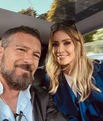 Антонио Бандерас любимата му Никол Кемпел не бързат със сватба - Новите родители