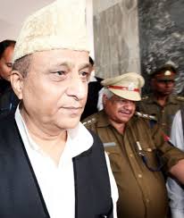 India has formally protested to the US over the brief detention of Uttar Pradesh Urban Development Minister Mohammad Azam Khan at Boston airport as he ... - azam_khan_main_article_1366960364_540x540