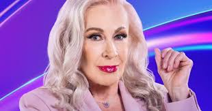 Actriz mexicana Laura Zapata no se quita de LCDLF 6: “No entro a esconderme… entro a jugar