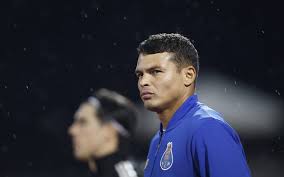 Thiago Silva fora do clássico? Veja a provável escalação do Porto contra Sporting