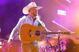 Cody Johnson Cancels Remaining 2025 Shows Due to Burst Eardrum