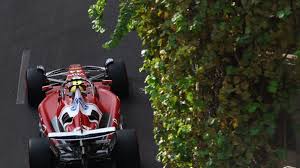 GP Azerbaiyán F1: Hamilton domina, McLaren sorprende y colombianos a la expectativa - Imagen principal del artículo