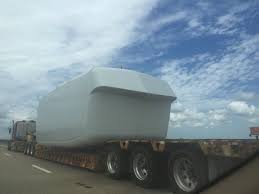 I always see these giant white container things on oversized ...