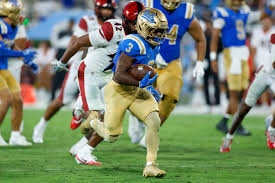 Commentary: UCLA isn't perfect, but fans can trust Bob Chesney's Bruins to fight for wins