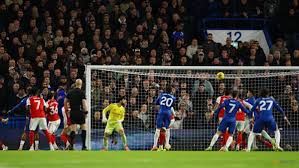 Ten-man Chelsea hold off Arsenal in tetchy 1-1 London derby