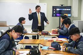 ¡Atención, Maestros! Aumento Salarial Confirmado: ¡Más de S/ 175 Millones!