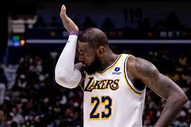 Knicks’ Mike Brown on Lakers’ LeBron James: ‘He can play forever’