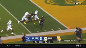 Richard Reese breaks out for a 28-yard touchdown to extend Baylor's lead 
over Air Force