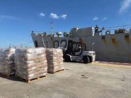 México envia 2 navios com ajuda humanitária a Cuba