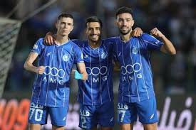 صدرنشینی استقلال و سقوط پرسپولیس به رتبه هشتم