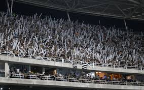 Botafogo faz último jogo em casa antes da Copa e se prepara para maratona longe do Rio