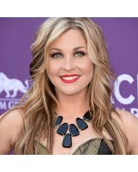 Sunny Sweeney Kendra Scott Harlow Necklace. Is this Sunny Sweeney the Musician? Share your thoughts on this image? - sunny-sweeney-kendra-scott-harlow-necklace-946797416