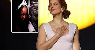 KIJK. Rosalía haalt actrice Jennifer Heylen op podium voor opvallende ‘biecht’: “Mijn ex had stiekem twee profielen op Instagram”