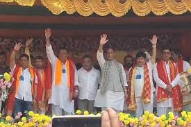 'বাংলা মাগে কমল ফুল', বারাকপুরে প্রচারে এসে বঙ্কিম-আবেগে শান রাজনাথ সিংয়ের