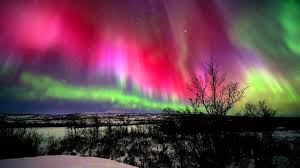 Risultati immagini per aurora boreale