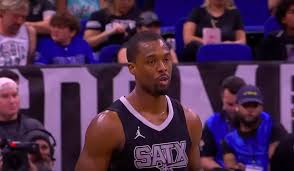 Harrison Barnes says Spurs have ‘no ego’ as playoff DNA takes hold