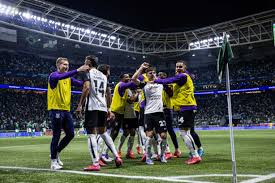 ¡Escándalo en el Clásico! Auxiliar de Palmeiras Explota tras Gol Polémico - Imagen ilustrativa del artículo