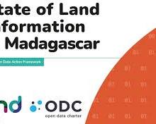 Image of Advocate providing information