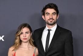 Marido de Giulia Be, Conor Kennedy vira alvo de ordem de prisão na Rússia
