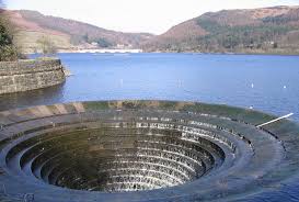 「ダム穴　日本」の画像検索結果