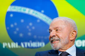 Lula abre 4 pontos sobre Flávio Bolsonaro na espontânea da pesquisa eleitoral da Palver