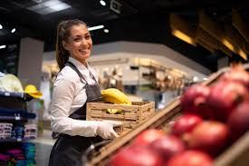 Fim da escala 6x1 é confirmado por rede de supermercados beneficiando todos funcionários